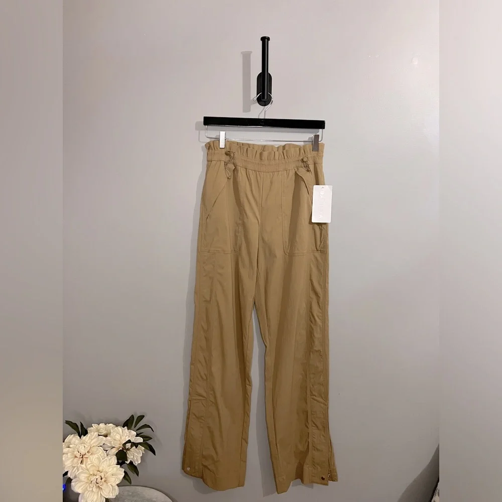 ATHLETA Trekkie parachute pant 8 TALL